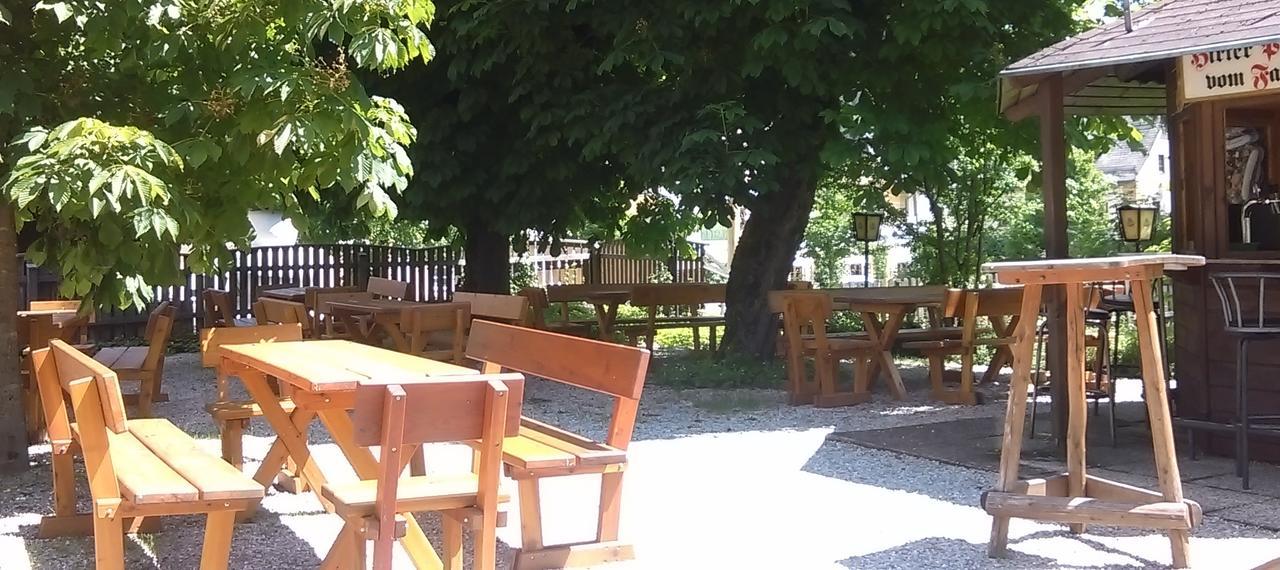 Hotel Zum Goldenen Hirschen 거스텔링안더얍스 외부 사진