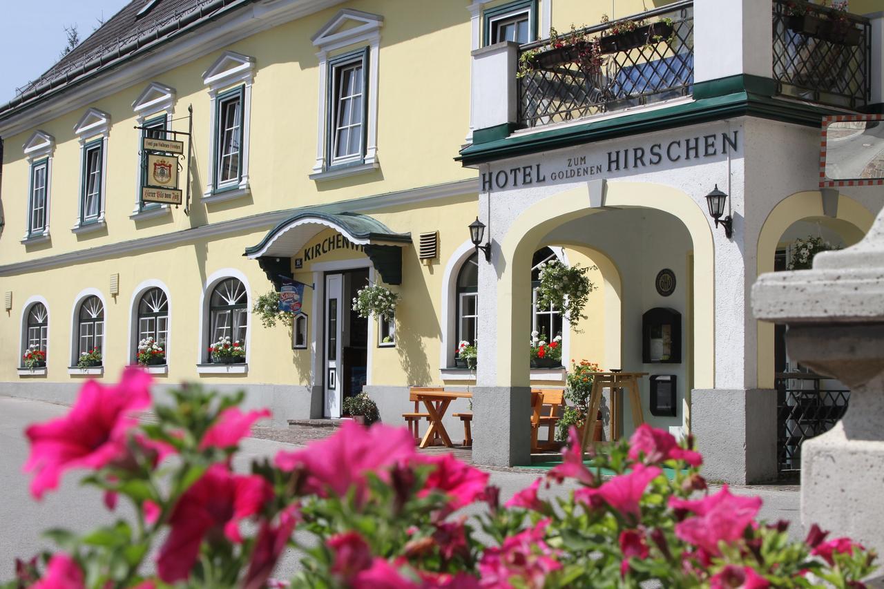 Hotel Zum Goldenen Hirschen 거스텔링안더얍스 외부 사진