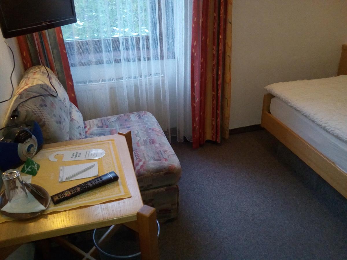 Hotel Zum Goldenen Hirschen 거스텔링안더얍스 외부 사진