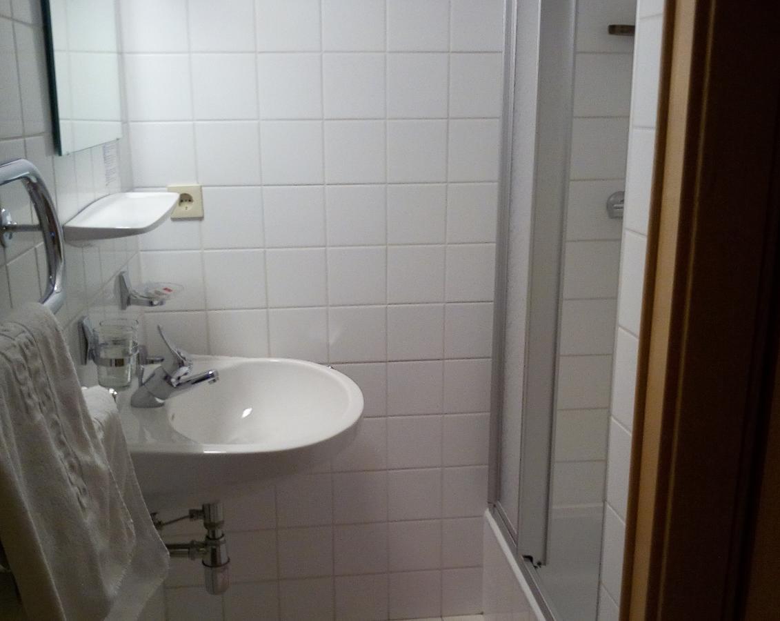 Hotel Zum Goldenen Hirschen 거스텔링안더얍스 외부 사진